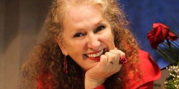 19 Ocak – Suzan Kardeş / Mask Beach